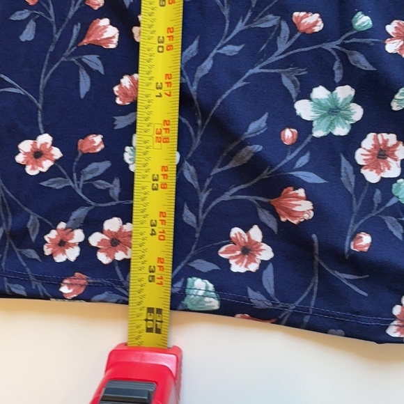 Motherhood Navy Floral Maternity Dress size Medium - Picture 12 of 12